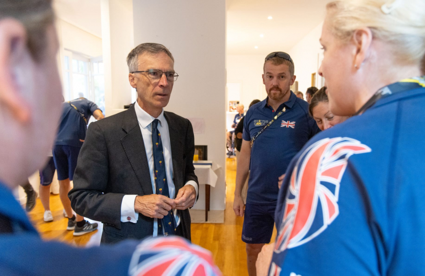 Andrew chatting with UK Invictus athletes