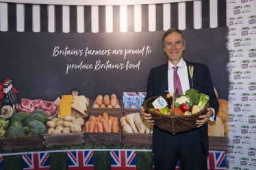 Andrew Murrison MP shows support for British farming in South West Wiltshire